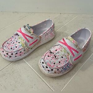 Sperry Kids Moccasins with Pink and Multicolor Splatter
